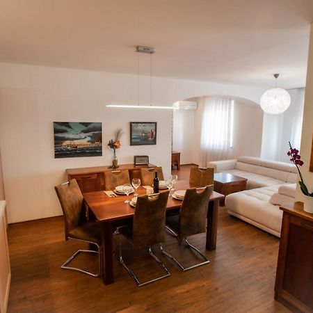 Apartments Vrenjak 2 ปอร์โตรอซ ภายนอก รูปภาพ