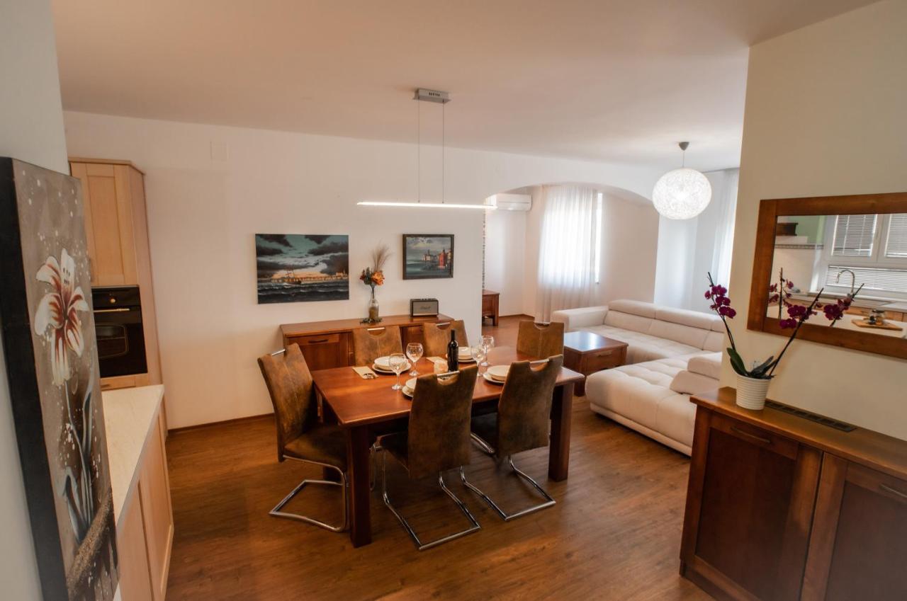 Apartments Vrenjak 2 ปอร์โตรอซ ภายนอก รูปภาพ
