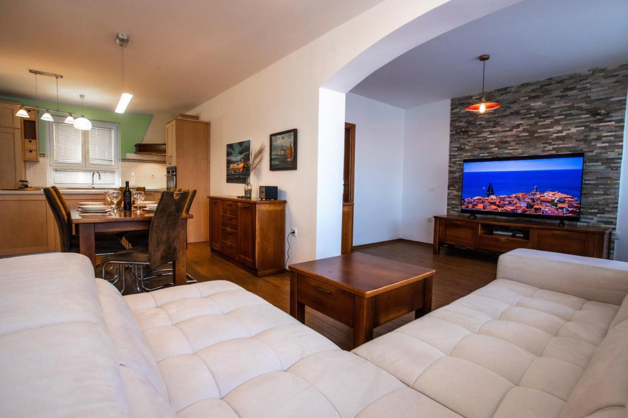 Apartments Vrenjak 2 ปอร์โตรอซ ภายนอก รูปภาพ